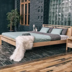 Letto in legno massello Torben