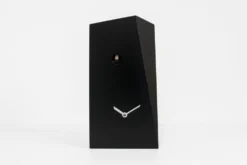Orologio a cucù moderno Monolith