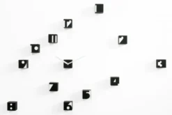 Orologio parete RND_Time Optical a cubetti da fissare a muro