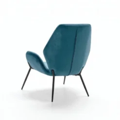 Poltrona Elvara in velluto con gambe in metallo nero
