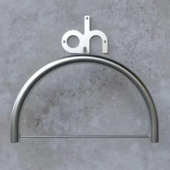 Porta abiti da camera design moderno Fulton