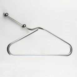 Porta abiti da parete servomuto design Dominic