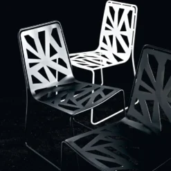 Sedia impilabile in metallo Domino