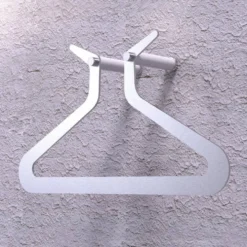 Servomuto design da parete Gilbert 1