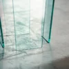 Tavolino lato divano in vetro curvato Morley
