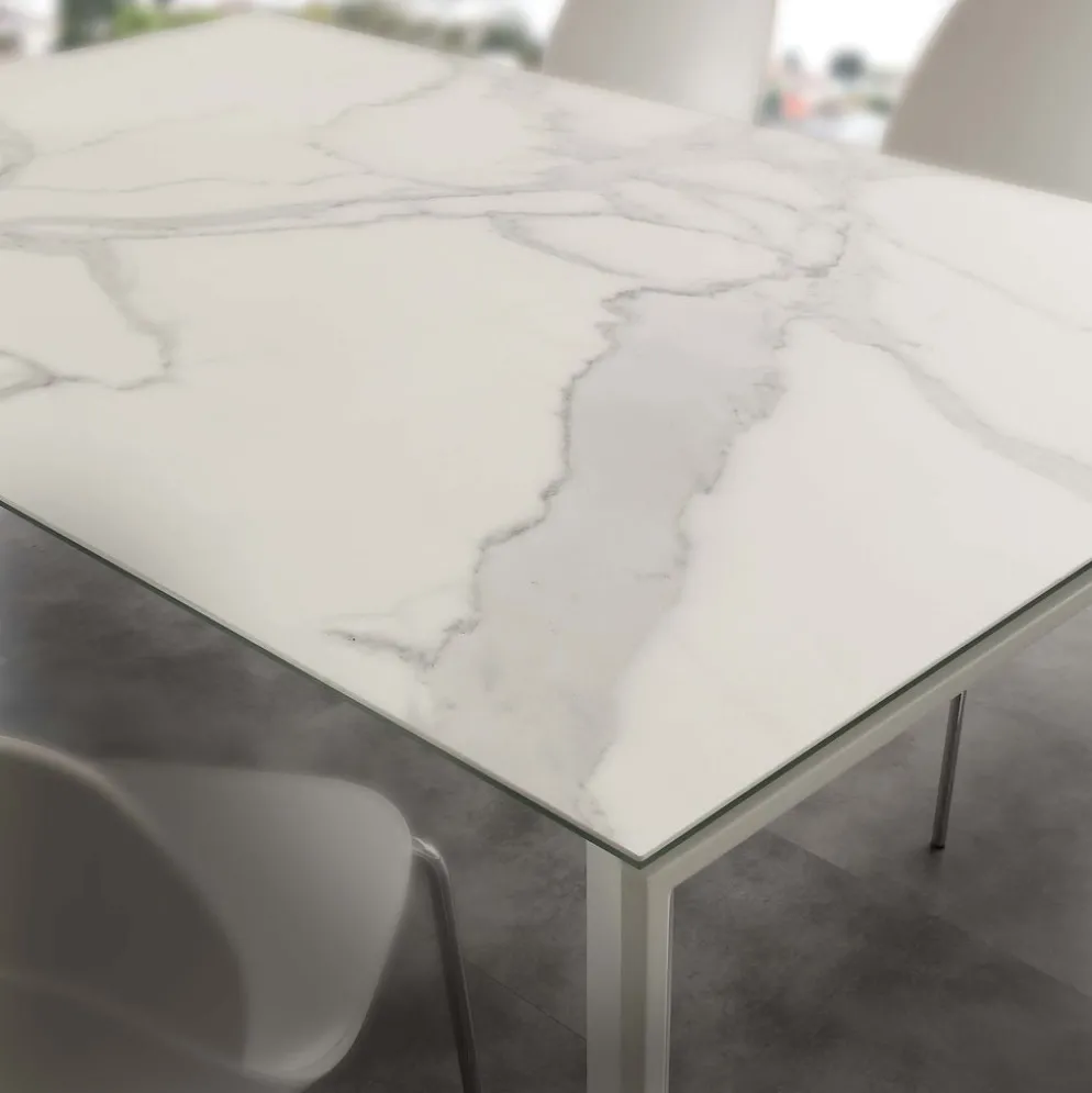 Tavolo allungabile Duarte piano vetro ceramica 140 x 90 cm